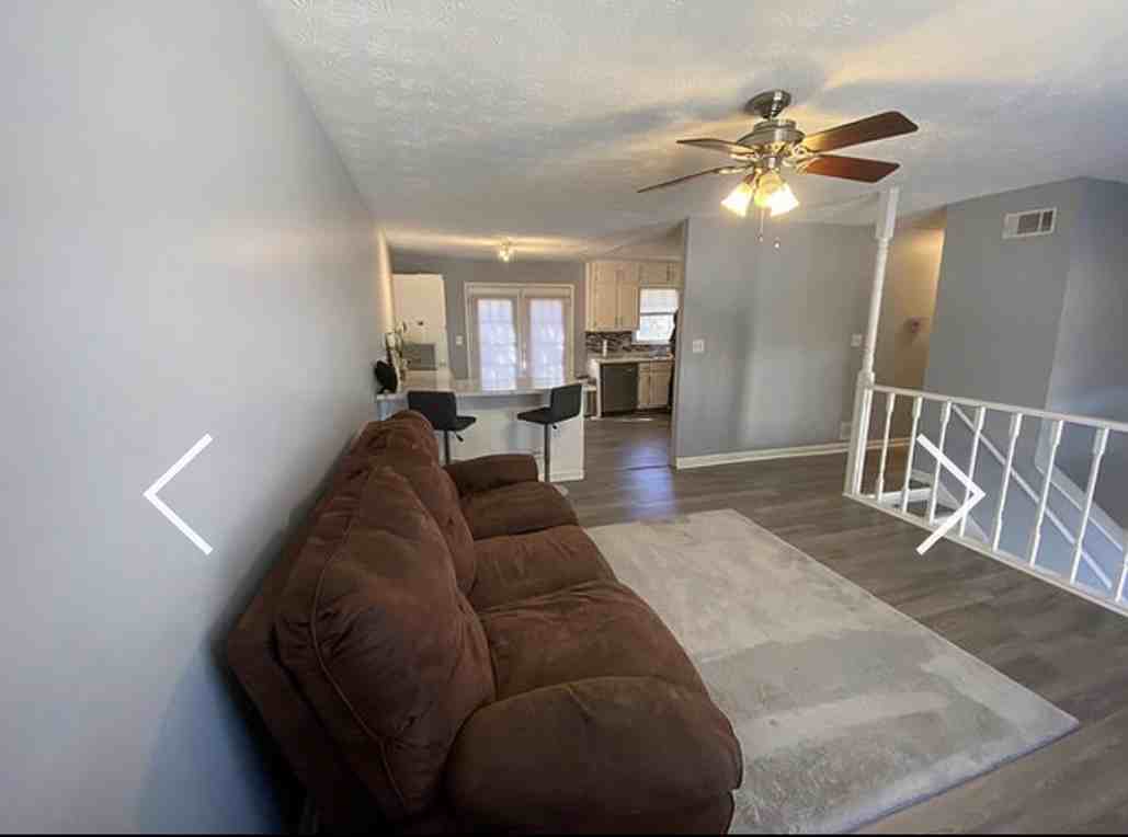 1250 Classic Dr Ne #1 - Photo 5 of 10