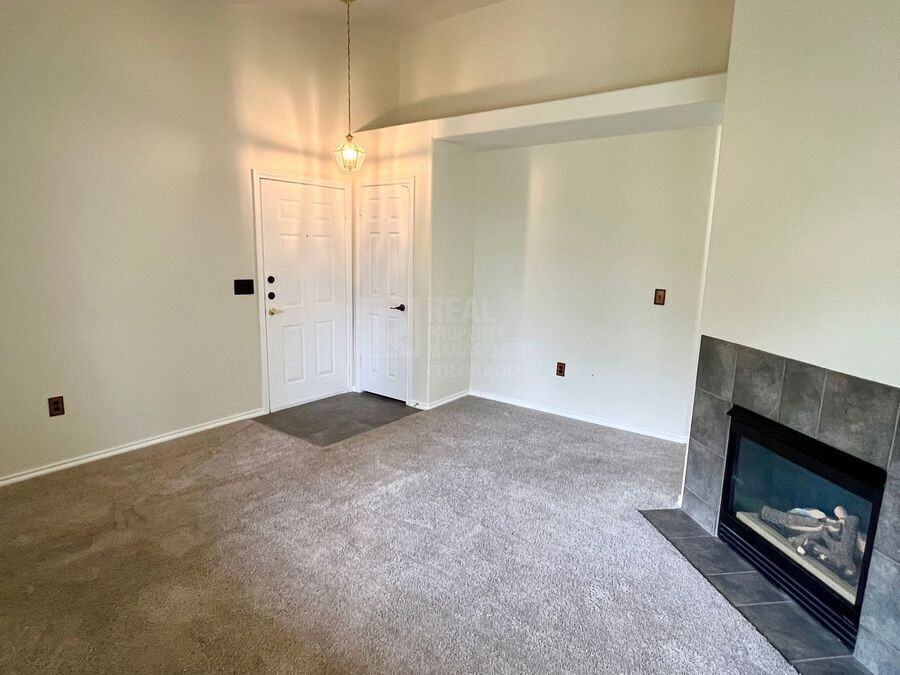 3928 Riviera Grv #203 - Photo 3 of 18