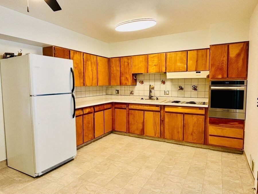 5721 Everett St #A - Photo 6 of 12