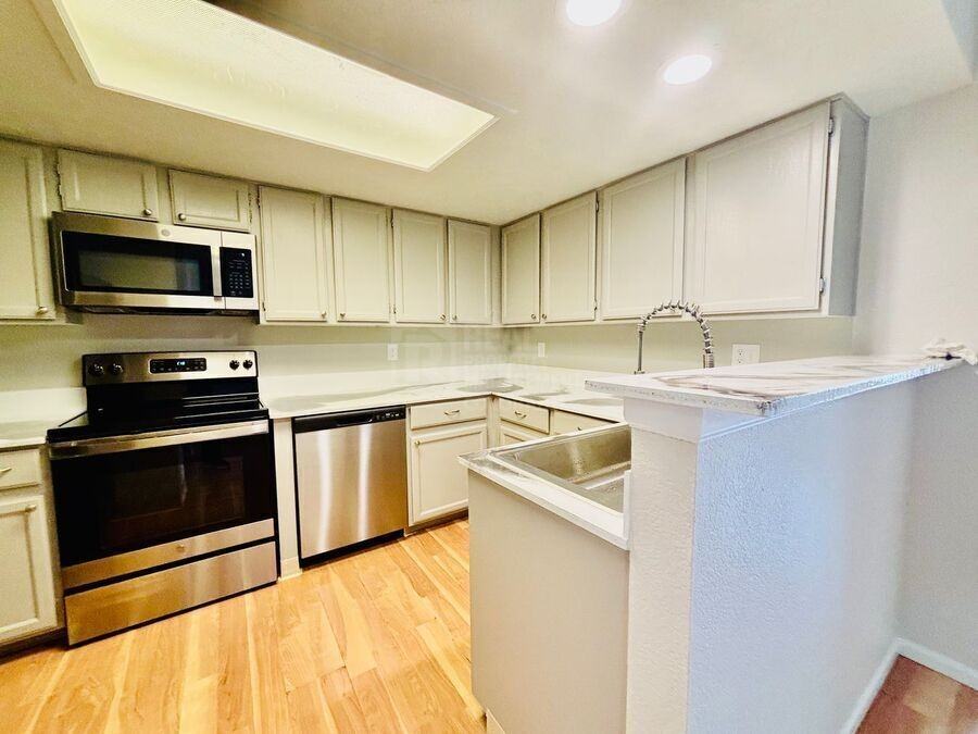 8134 Gray Ct #506 - Photo 3 of 19