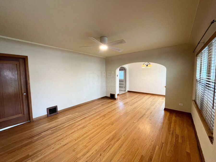 1400 Willow St - Photo 6 of 16