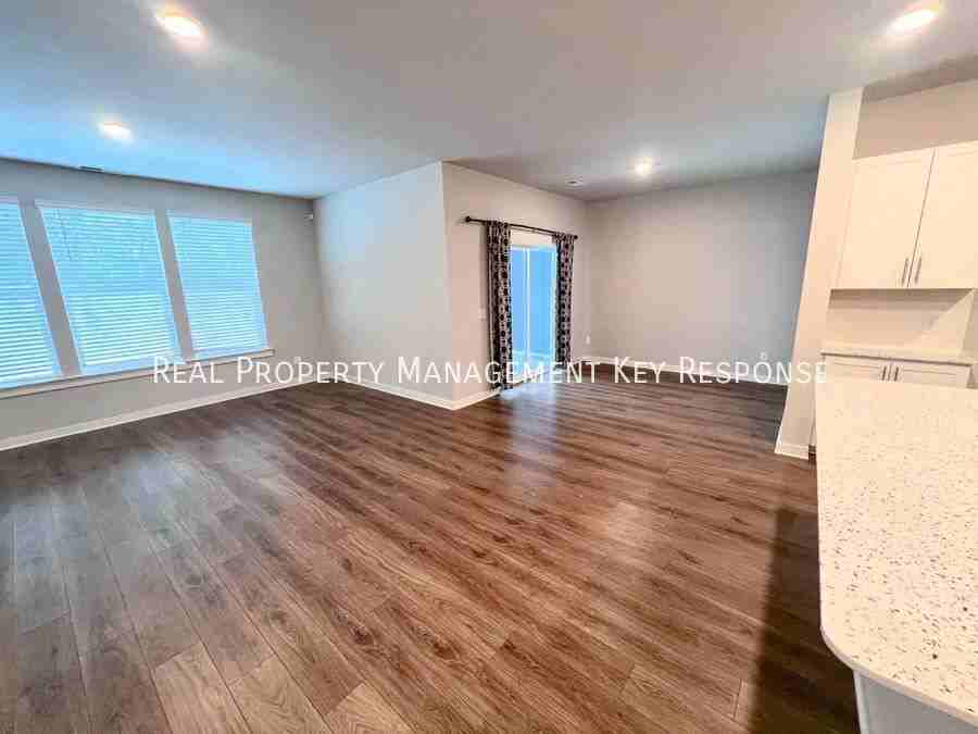 5035 Percival Dr - Photo 5 of 21