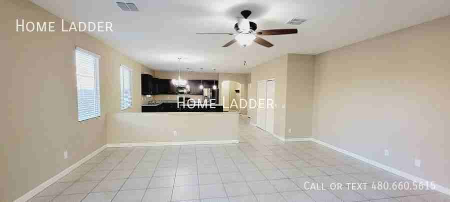 13526 W Desert Moon Way - Photo 5 of 29