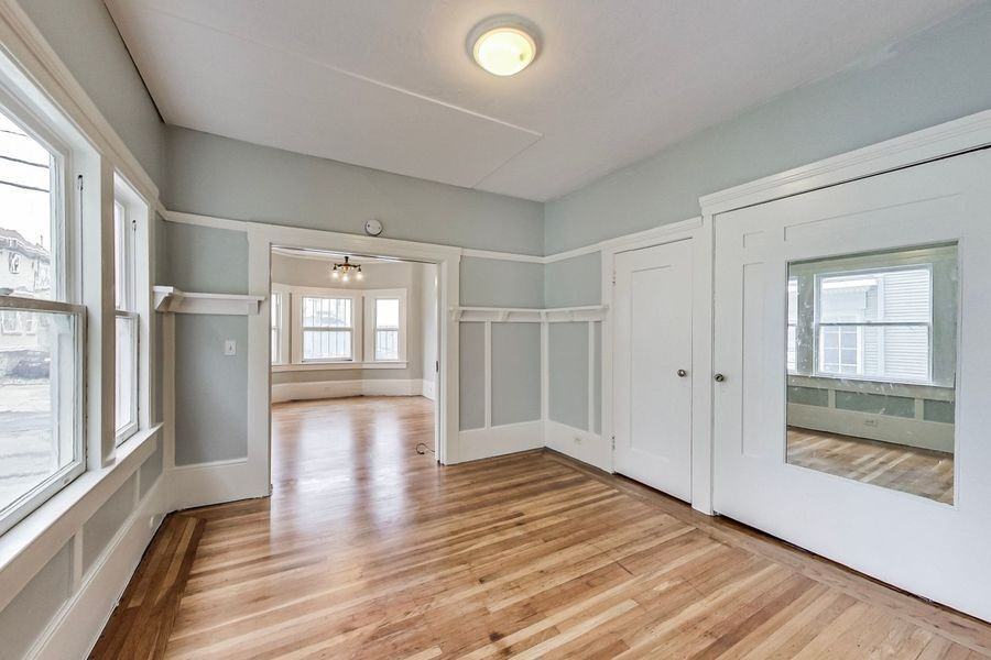 1407 2nd Ave #04 - Photo 5 of 13