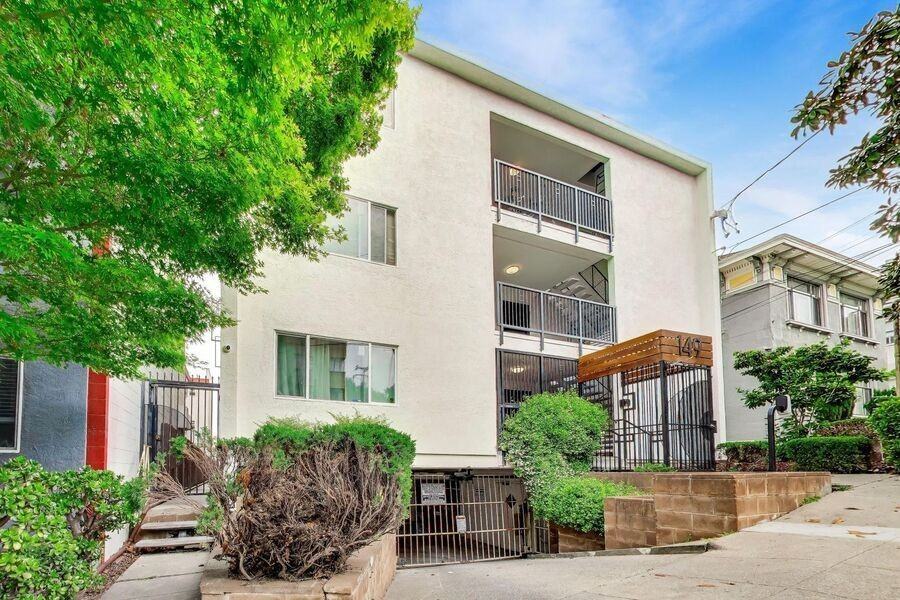 149 Montecito Ave #207 - Photo 6 of 26