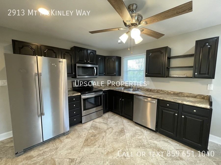 2913 Mount Mckinley Way - Photo 2 of 13