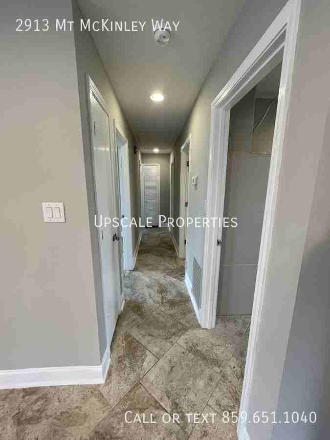 2913 Mount Mckinley Way - Photo 4 of 13