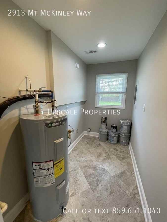 2913 Mount Mckinley Way - Photo 5 of 13