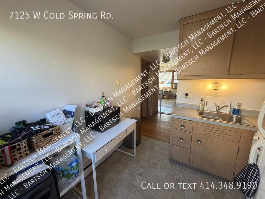 7125 W Cold Spring Rd - Photo 5 of 9