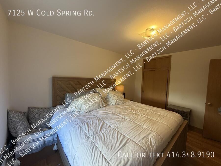 7125 W Cold Spring Rd - Photo 7 of 9