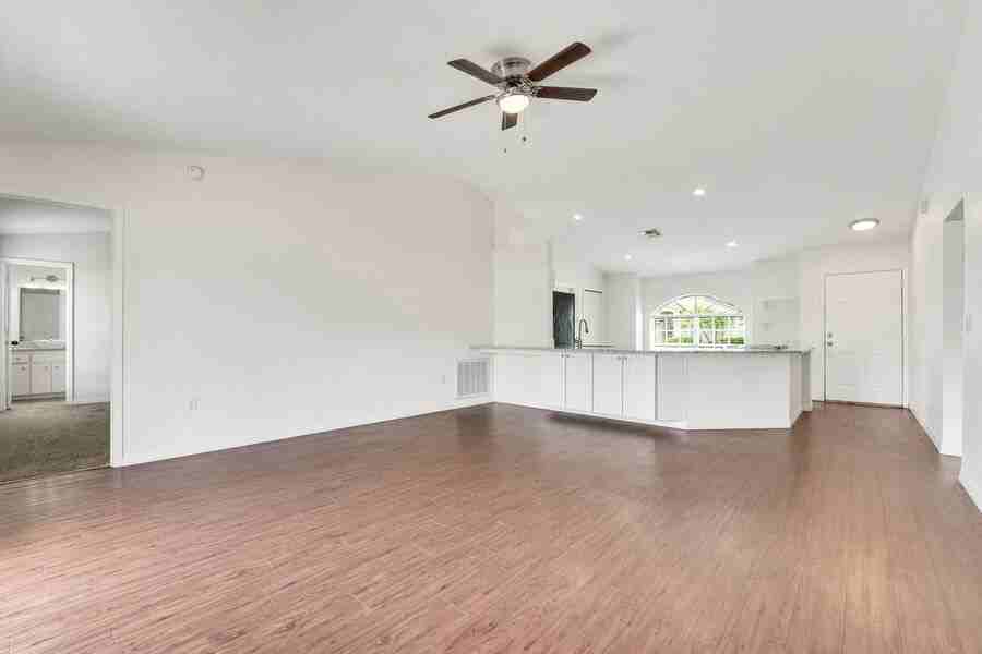 631 Reflections Loop - Photo 4 of 17