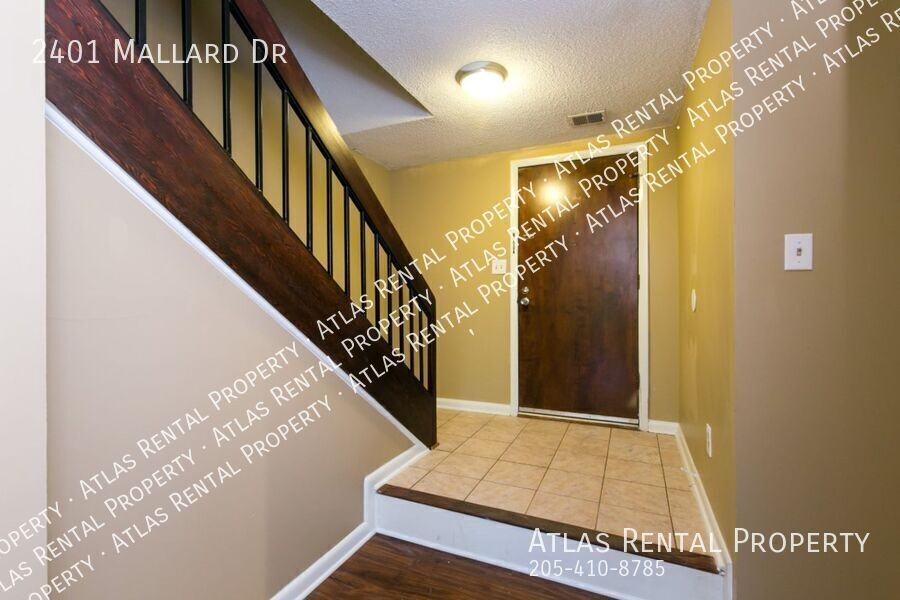 2401 Mallard Dr - Photo 4 of 25