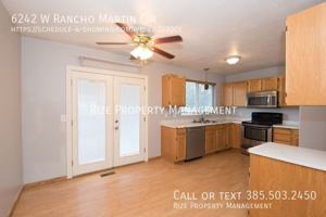 featured image of 6242 W Rancho Martin Cir