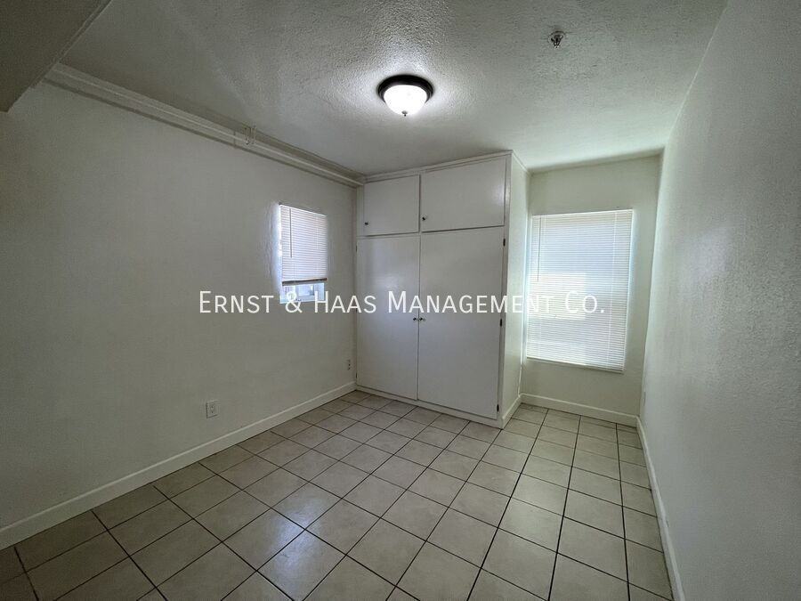 313 E Market St #C - Photo 7 of 8