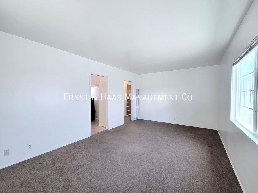 6576 Falcon Ave - Photo 3 of 17