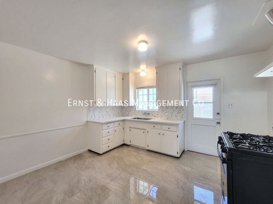 6576 Falcon Ave - Photo 5 of 17