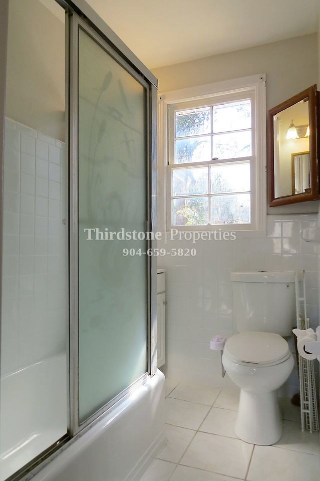 4762 Colonial Ave - Photo 7 of 16