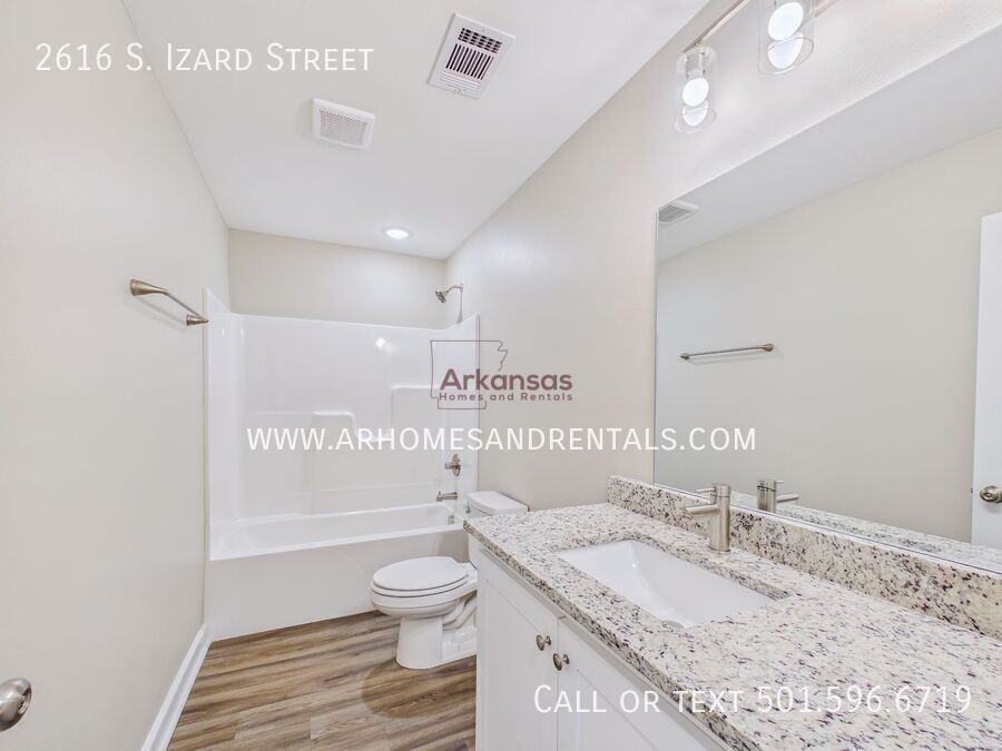 2616 S Izard St - Photo 6 of 12