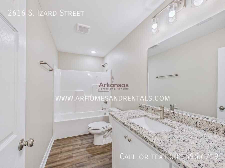 2616 S Izard St - Photo 7 of 12