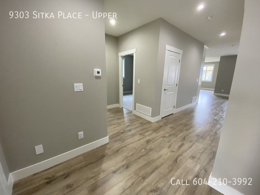 9303 Sitka Pl - Photo 7 of 21