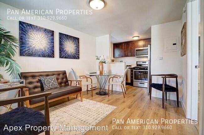 424 E Truslow Ave #01 - Photo 3 of 8