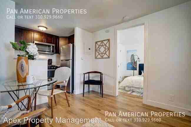 424 E Truslow Ave #01 - Photo 5 of 8