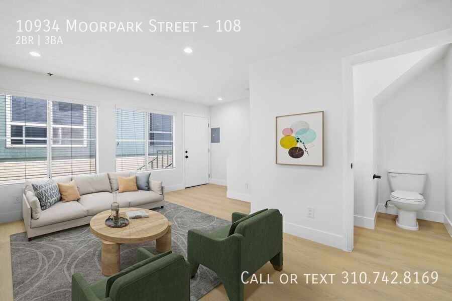 10934 Moorpark St #108 - Photo 3 of 8