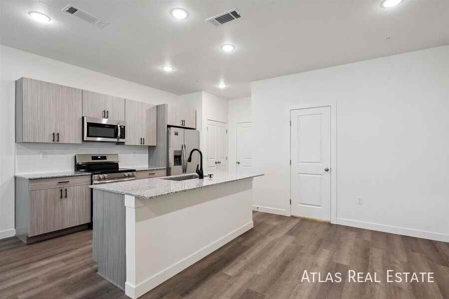 640 Rawah Aly #22-640 - Photo 4 of 50