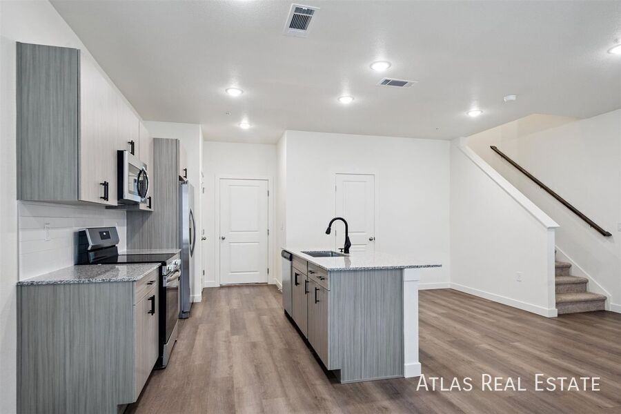 640 Rawah Aly #22-640 - Photo 7 of 50