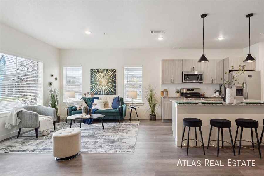 638 Homestead Ave #13-638 - Photo 5 of 50