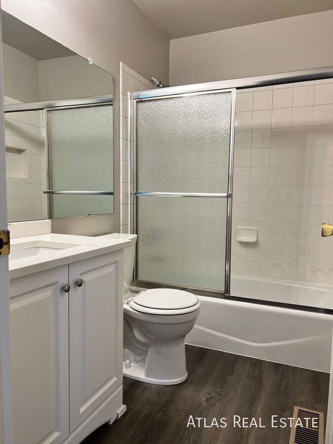 11194 Forest Ave - Photo 6 of 13