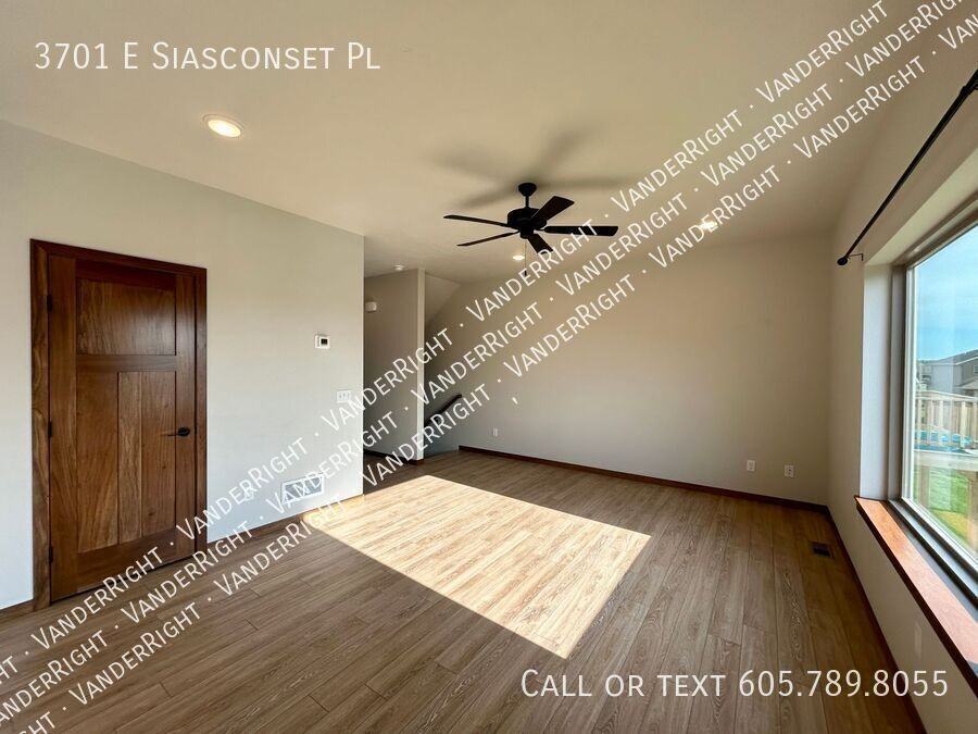 3701 E Siasconset Pl - Photo 4 of 36