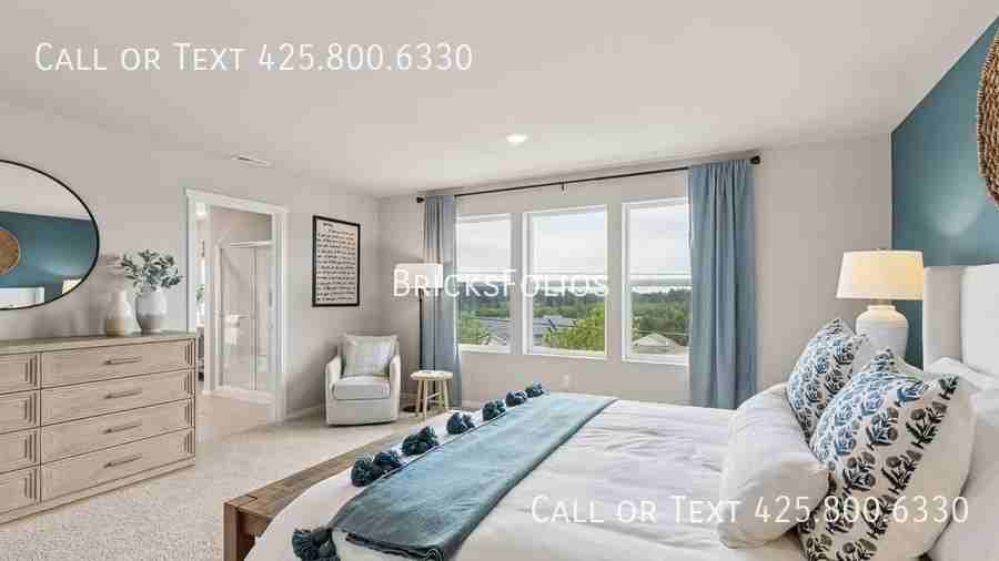 4004 Hyde Loop Ne - Photo 4 of 26