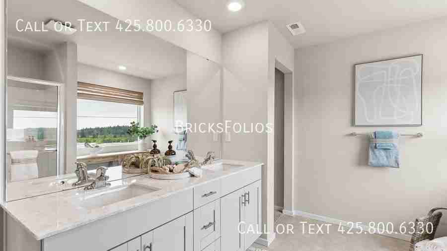 4004 Hyde Loop Ne - Photo 5 of 26