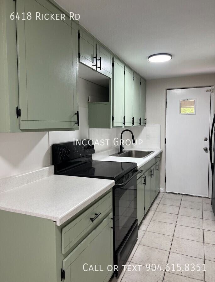 6418 Ricker Rd - Photo 3 of 8