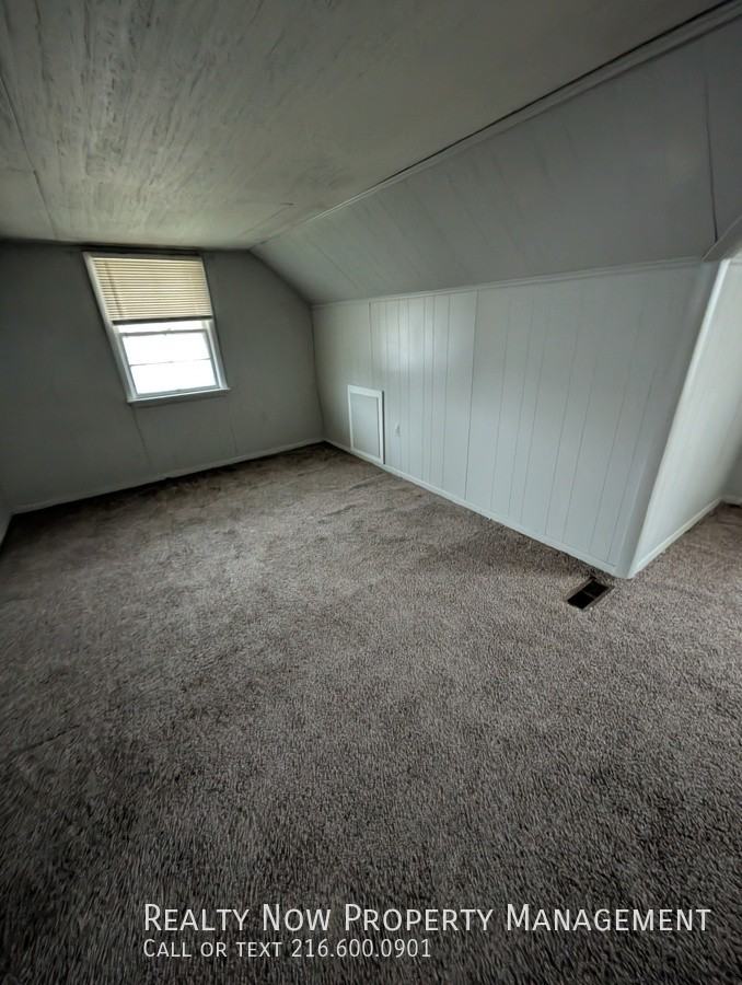 27471 Forestview Ave - Photo 4 of 12