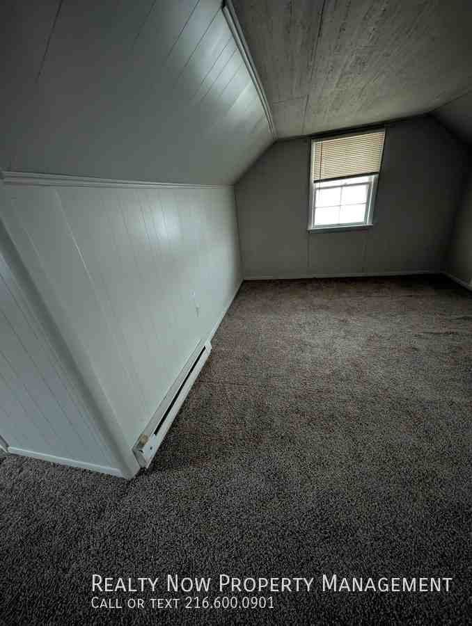 27471 Forestview Ave - Photo 5 of 12