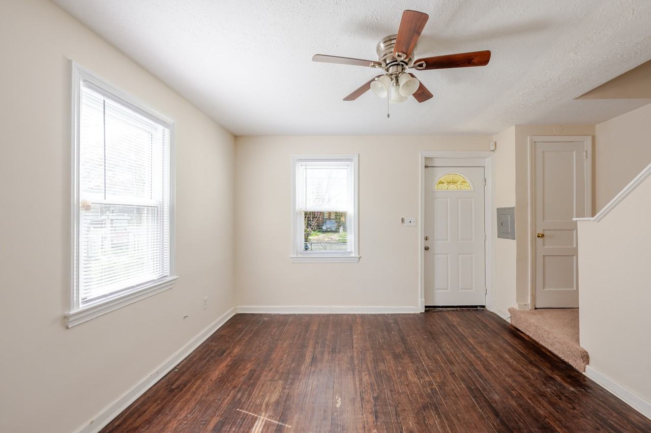 4632 A St Se - Photo 2 of 33