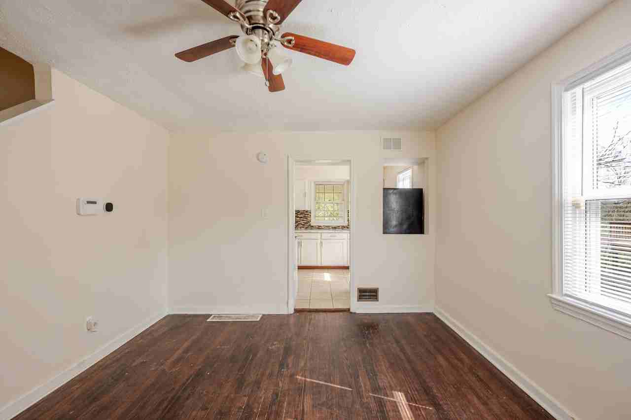 4632 A St Se - Photo 3 of 33