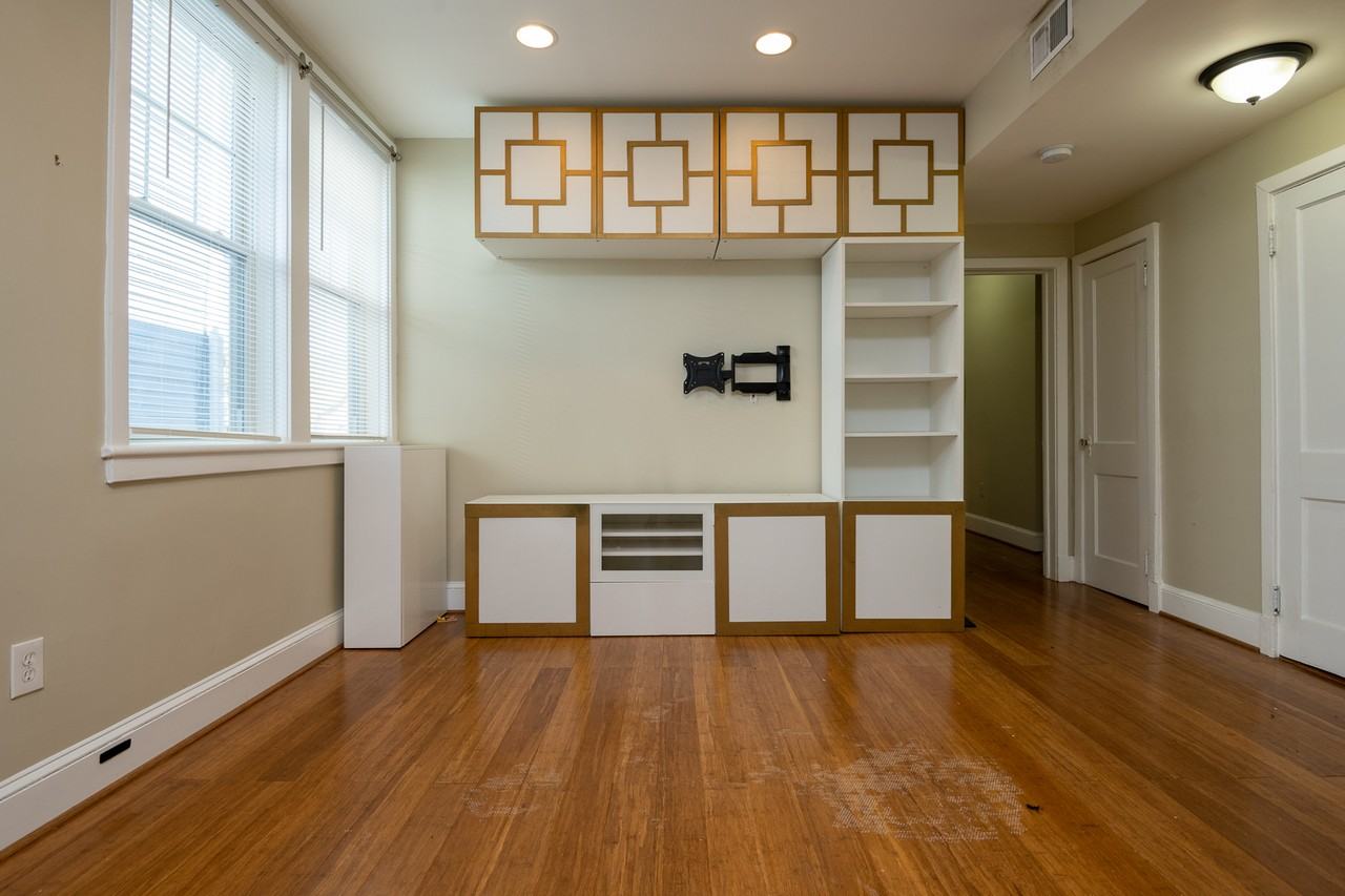 1039 Evarts St Ne #2 - Photo 7 of 15