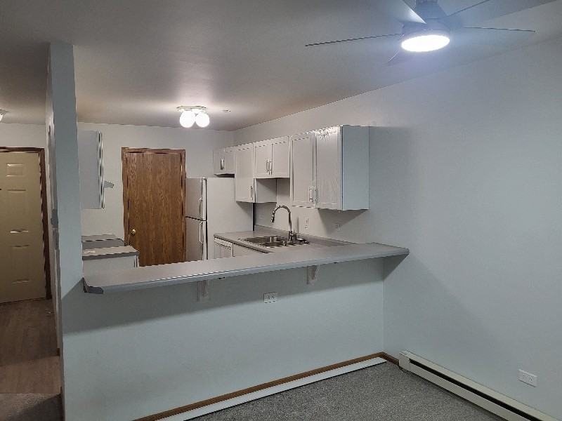 1371 Cunat Ct #1D - Photo 4 of 11