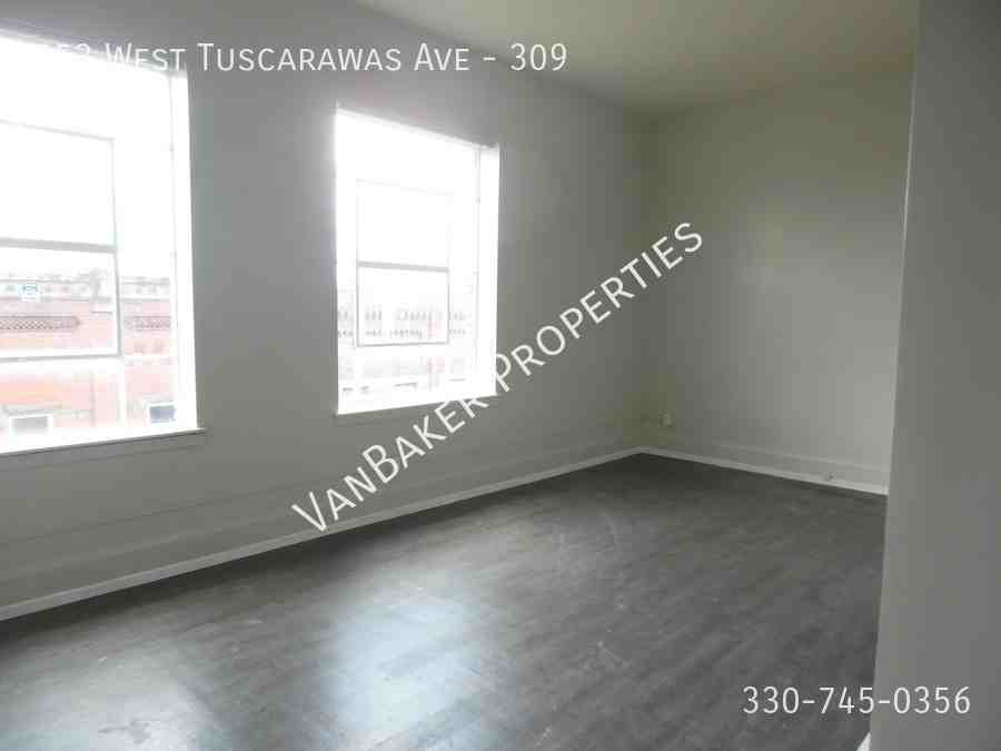 553 W Tuscarawas Ave #309 - Photo 3 of 12