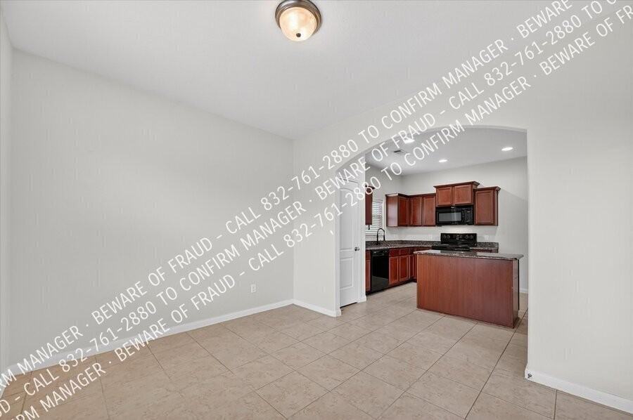 2126 Redbud Dr - Photo 6 of 25