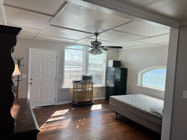 1018 Chicago Blvd #2 - Photo 2 of 6