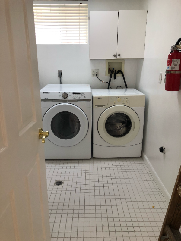 652 N 2nd St #B - Photo 7 of 12