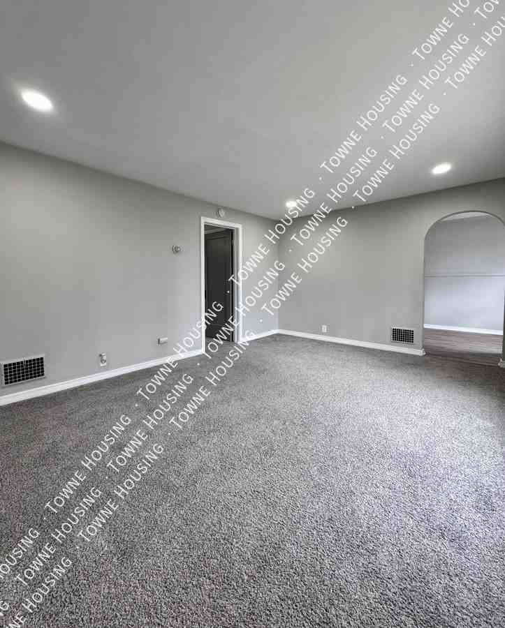 16 Knowlton Ave #25 - Photo 2 of 10