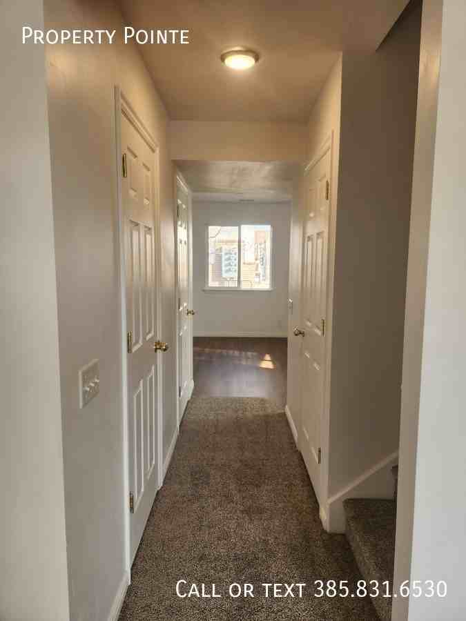 1573 S 2000 W #B - Photo 5 of 37