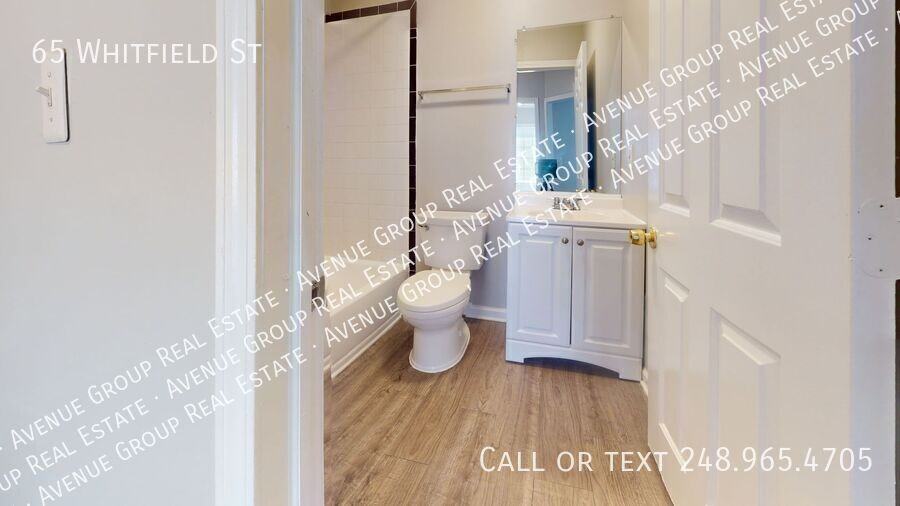 65 Whitfield St - Photo 3 of 12