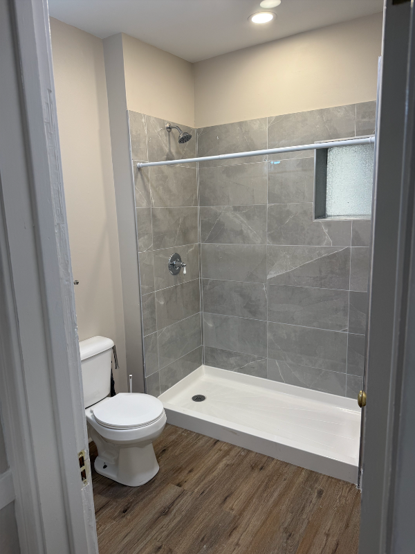 2918 S Haynes Ct #1F - Photo 2 of 11