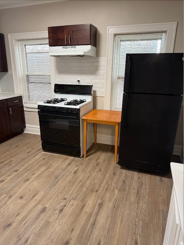 2918 S Haynes Ct #1F - Photo 3 of 11